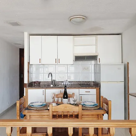 Apartmanhotel Tamaran - *